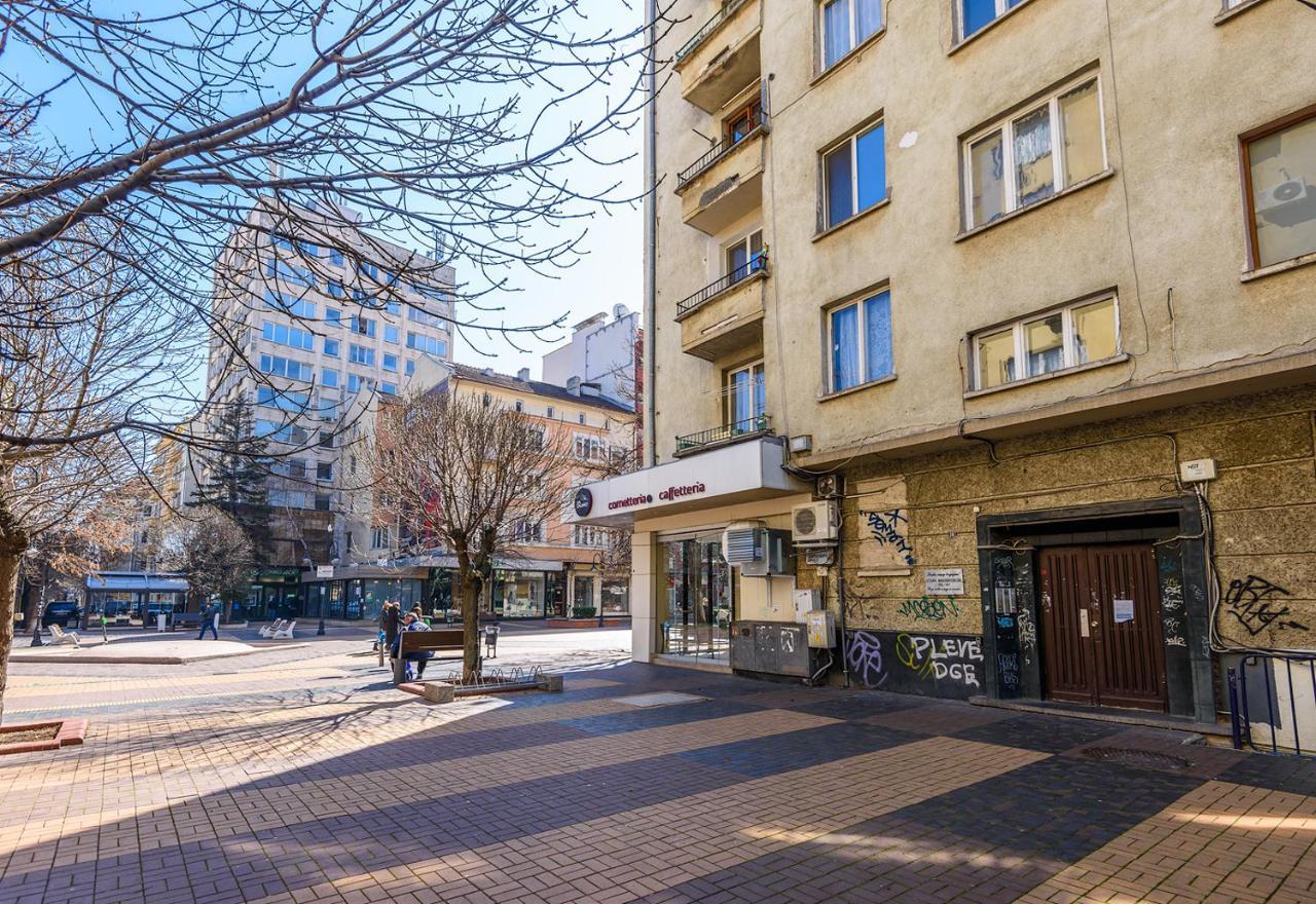 Zero-Waste Studio Apartment In Central Szófia Kültér fotó